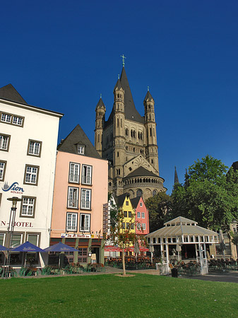 Foto Groß St Martin hinter Fischmarkt - Köln