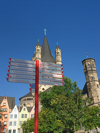 Fotos Schild vor Groß St.Martin | Köln