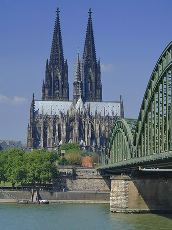 Foto Hohenzollernbrücke beim Kölner Dom