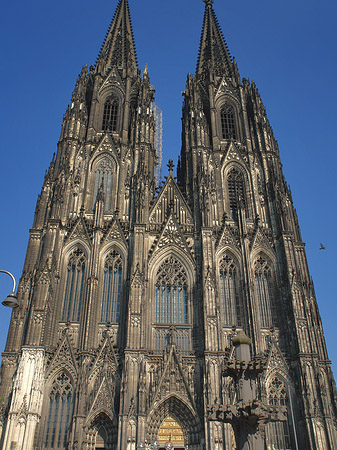 Foto Menschen beim Kölner Dom - Köln