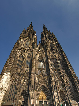 Foto Westfassade des Kölner Doms