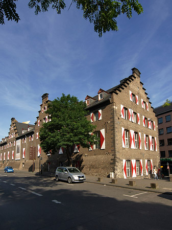 Fotos Kölnisches Stadtmuseum mit Straße | Köln