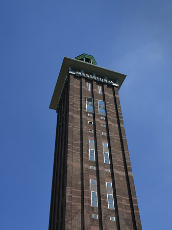 Messeturm Fotos