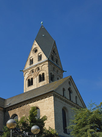 Foto Westturm der St Aposteln - Köln