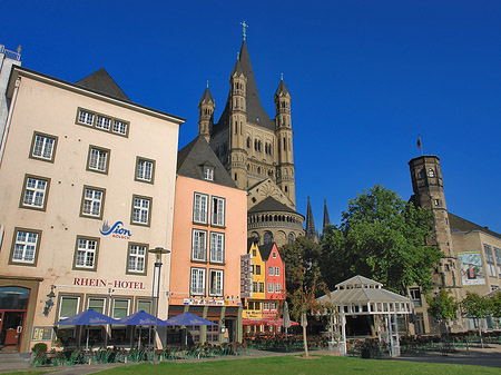 Groß St Martin hinter Fischmarkt Foto 