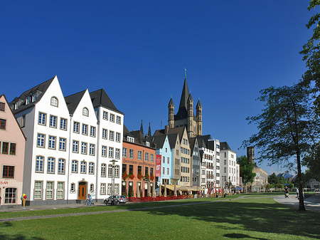 Groß St Martin hinter Fischmarkt Foto 