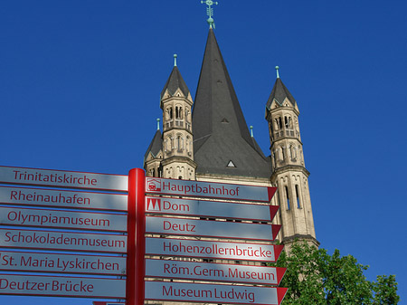 Foto Schild vor Groß St.Martin - Köln