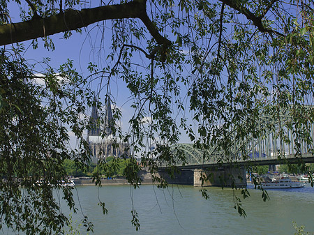 Fotos Hohenzollernbrücke am Kölner Dom