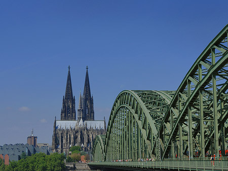 Foto Hohenzollernbrücke beim Kölner Dom - Köln