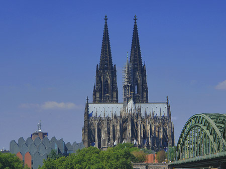 Foto Hohenzollernbrücke beim Kölner Dom - Köln