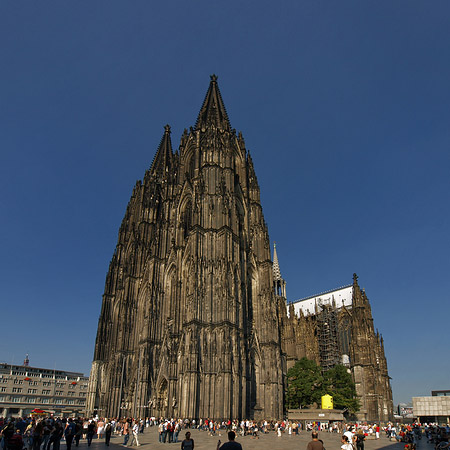 Südwestfassade des Kölner Doms Foto 