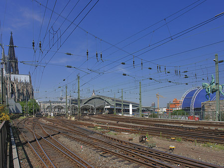 Fotos Hauptbahnhof neben dem Kölner Dom