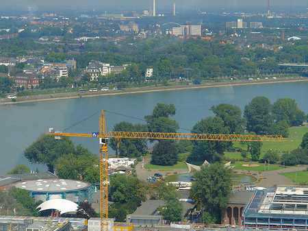 Tanzbrunnen im Rheinpark Foto 